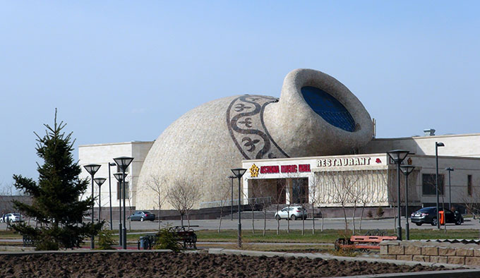 Astana09